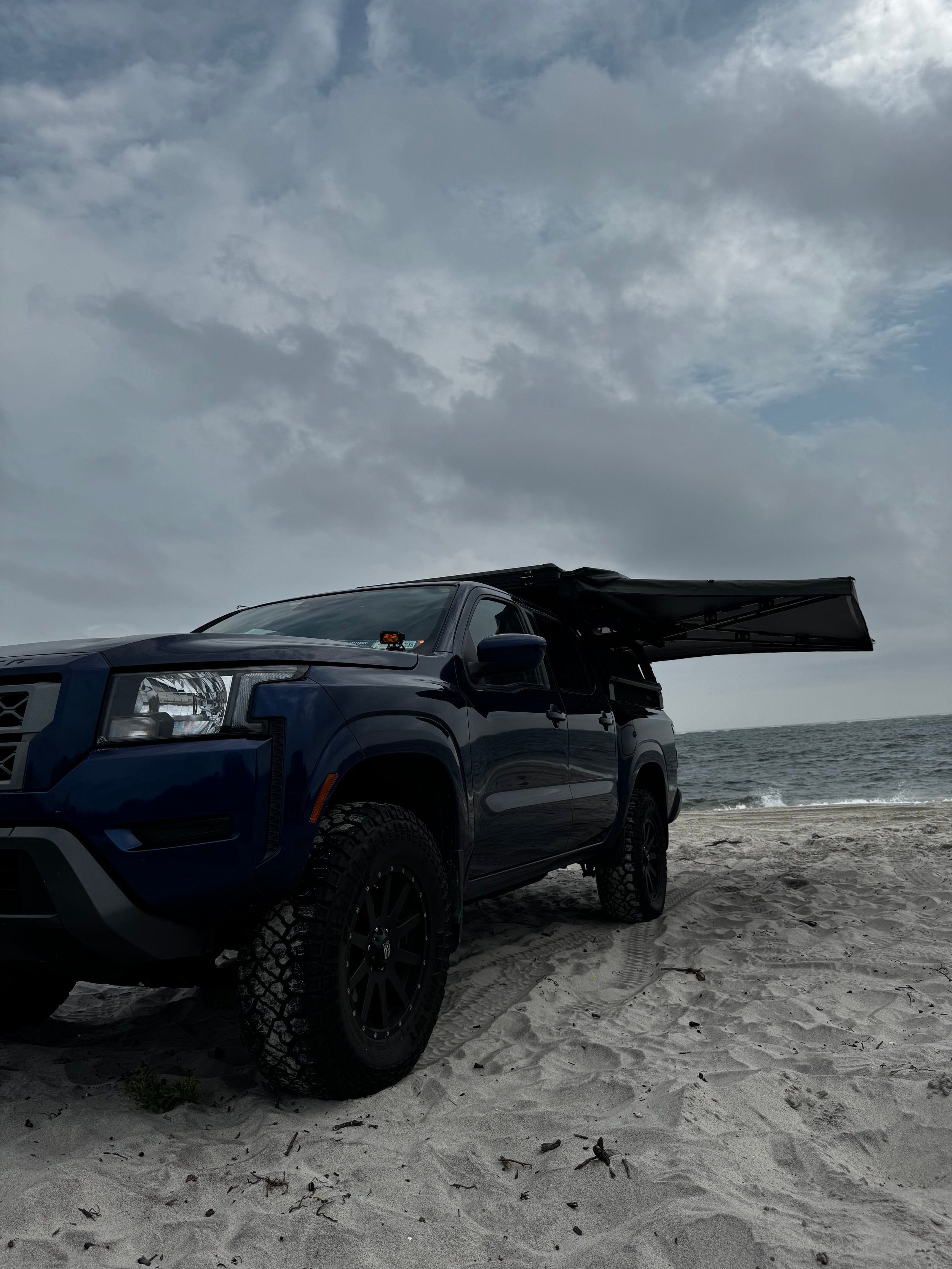 Reign 270 FR+ Awning